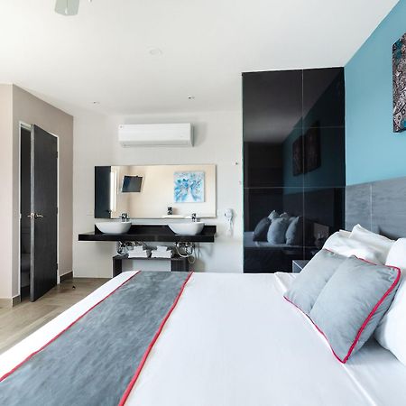 Bfh Attraction Deluxe Hotel Playa del Carmen Extérieur photo
